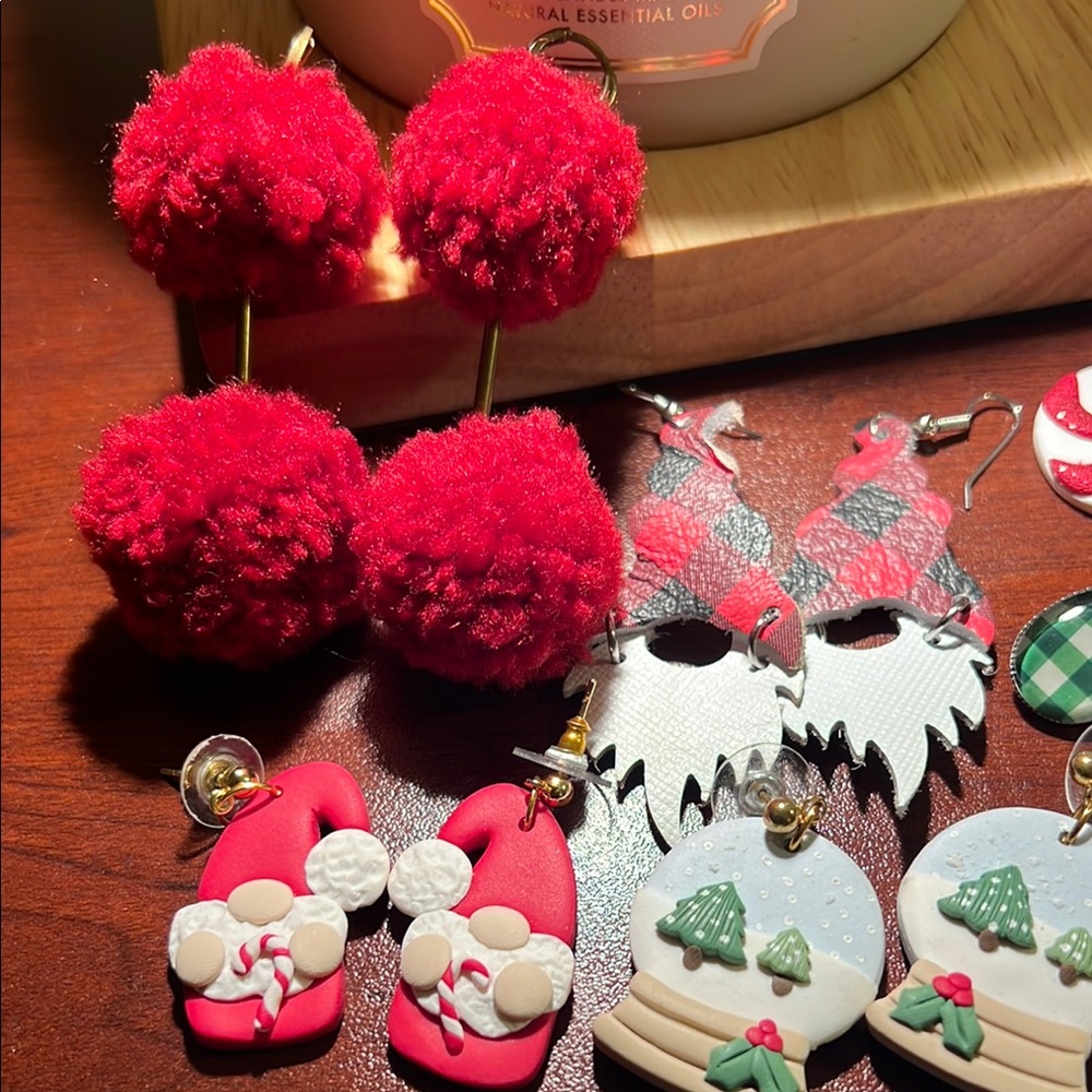 Christmas Earring Lot - Dangles Handmade Clay Light Weight and Fun - Picture 8 of 8